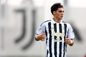Adzic, centrocampista della Juventus