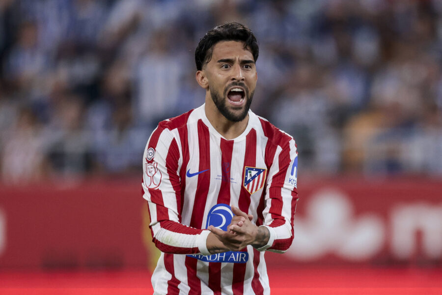 Nico Gonzalez con la maglia dell'Atletico Madrid