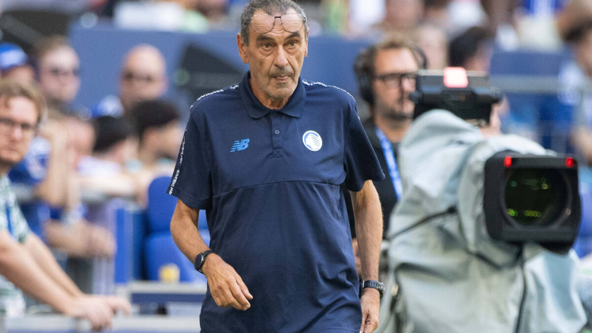 Trainer Maurizio SARRI (AB) beobachtet das Spiel Fussball Freundschaftsspiel FC Schalke 04 - Atalanta Bergamo 0-3 am 08.08.2026 in der Veltins-Arena Gelsenkirchen Deutschland. DFL regulations prohibit any use of photographs as image sequences and or quasi-video Â *** Coach Maurizio SARRI AB watches the soccer friendly match between FC Schalke 04 and Atalanta Bergamo (0–3) on August 8, 2026, at the Veltins Arena in Gelsenkirchen, Germany. DFL regulations prohibit any use of photographs as image sequences and or quasi-video.
