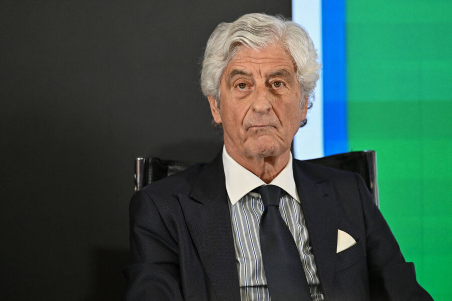 Gianni Rivera fa causa a EA