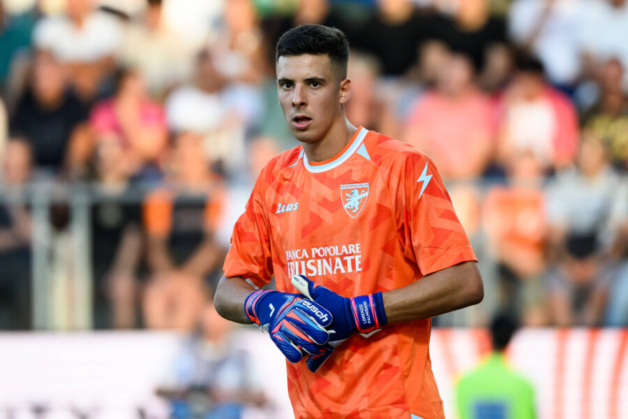 Lorenzo Palmisani portiere del Frosinone