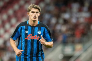 De Ketelaere in azione con l'Atalanta