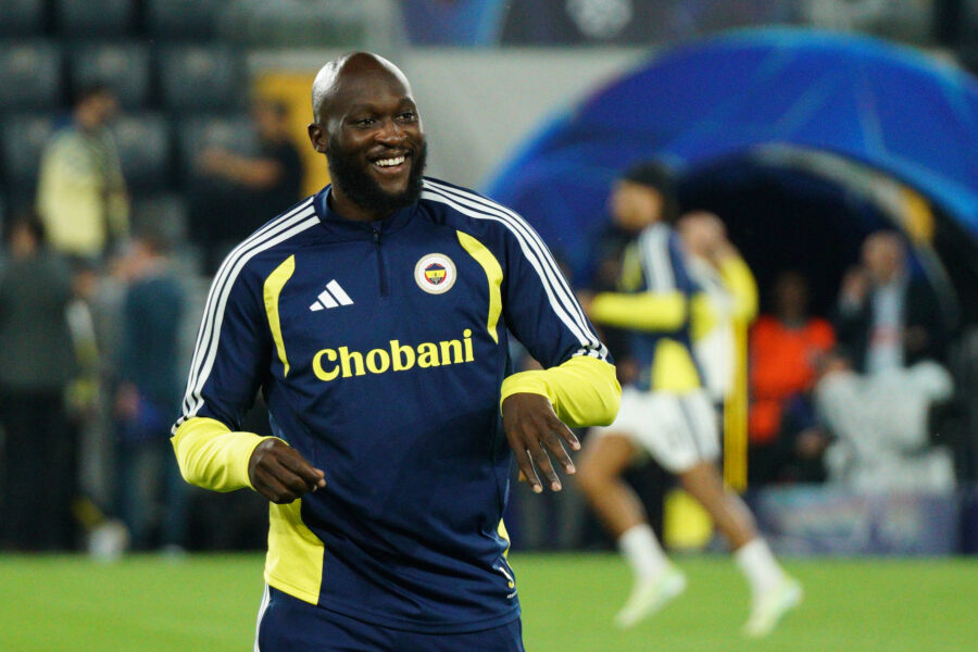 Lukaku in azione con il Fenerbahce