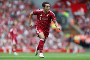 Chiesa in azione con il Liverpool