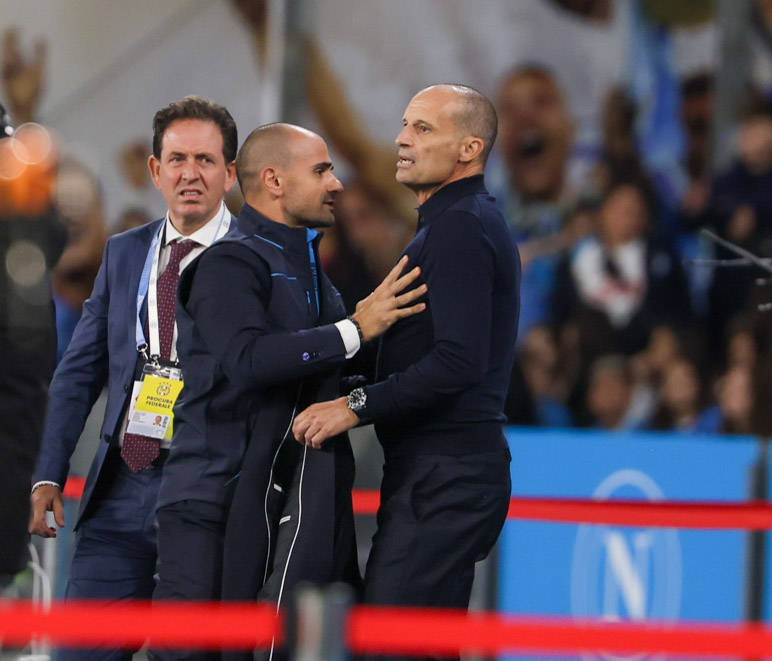 Allegri durante Napoli-Roma