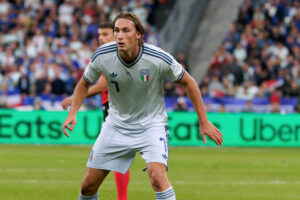 Pio Esposito in azione con l'Italia